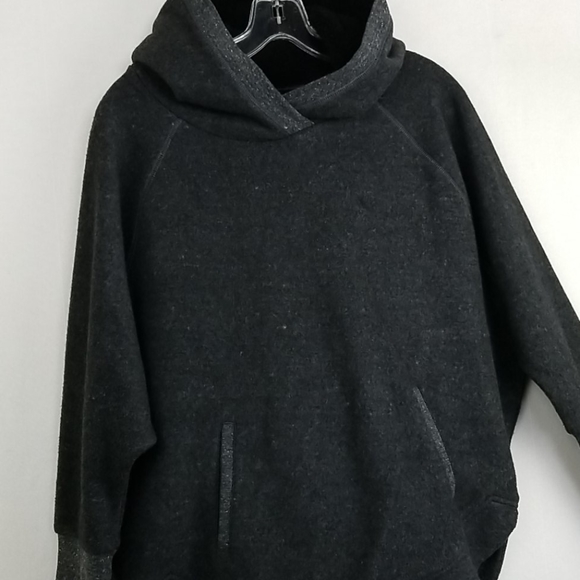Alo Yoga Charcoal Gray Sherpa Hoodie Curved Hem Sweatshirt Size Medium - Picture 6 of 13